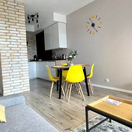 Apartments Sleep & Go Modlin Airport Nowy Dwor Mazowiecki Ngoại thất bức ảnh