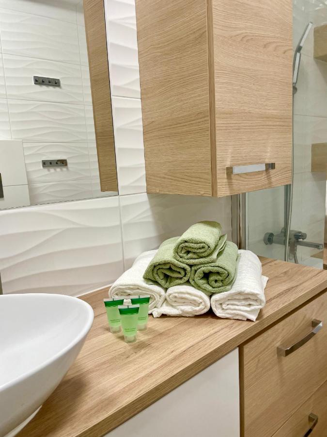 Apartments Sleep & Go Modlin Airport Nowy Dwor Mazowiecki Ngoại thất bức ảnh